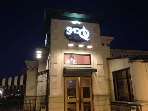Outside smoQ