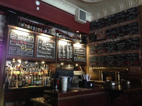 Bar