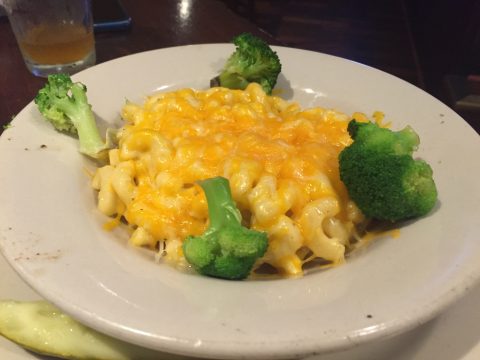 Kid's Mac & Cheese with Broccoli